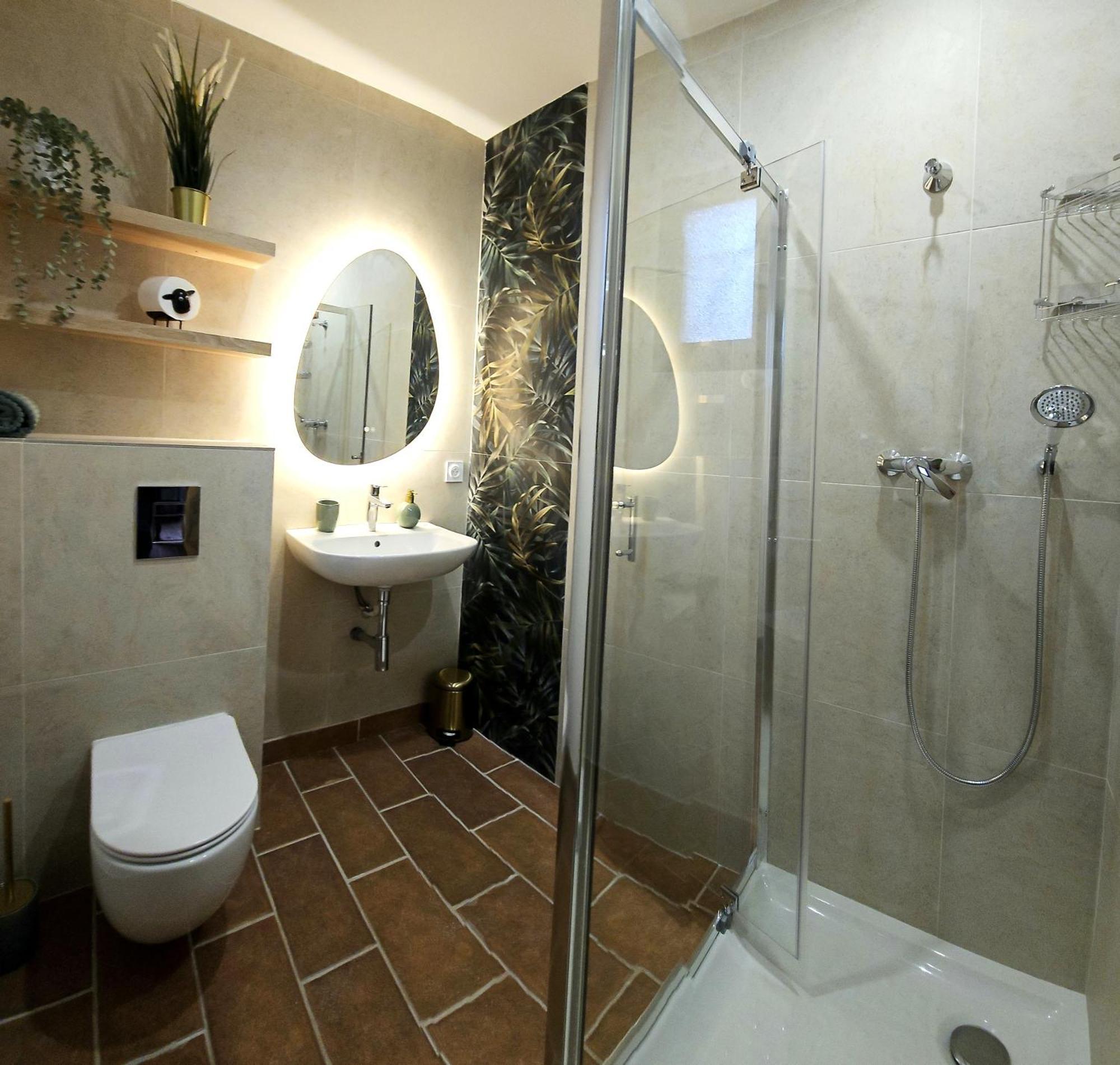 Villa Tropez Chambres D'Hotes Le Luc Buitenkant foto